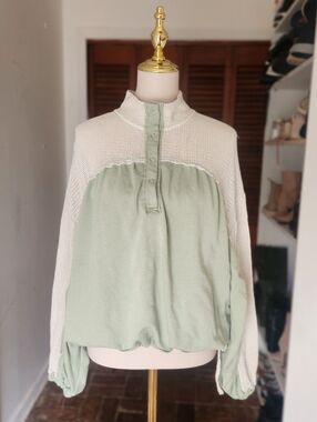 Urban Outfitters Green and Cream Pullover